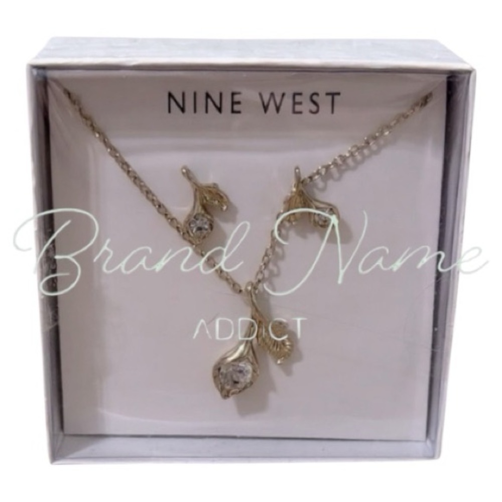 PRICE IS FIRM - Nine West Gold Floral Leaf Necklace & Earrings Jewelry Set - Picture 2 of 3